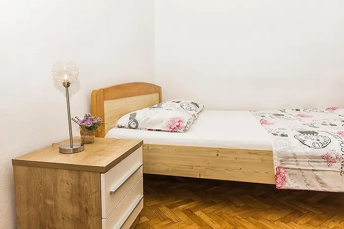 Apartmán Nadija 1366 *